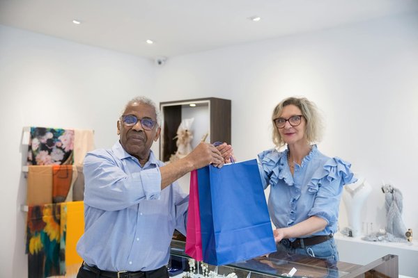 Le sac à dos de voyage femme : élégance et praticité réunies